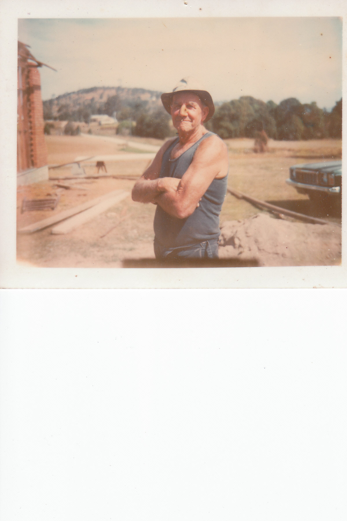 Jim Davison Life Member Born 1909 Died 1980